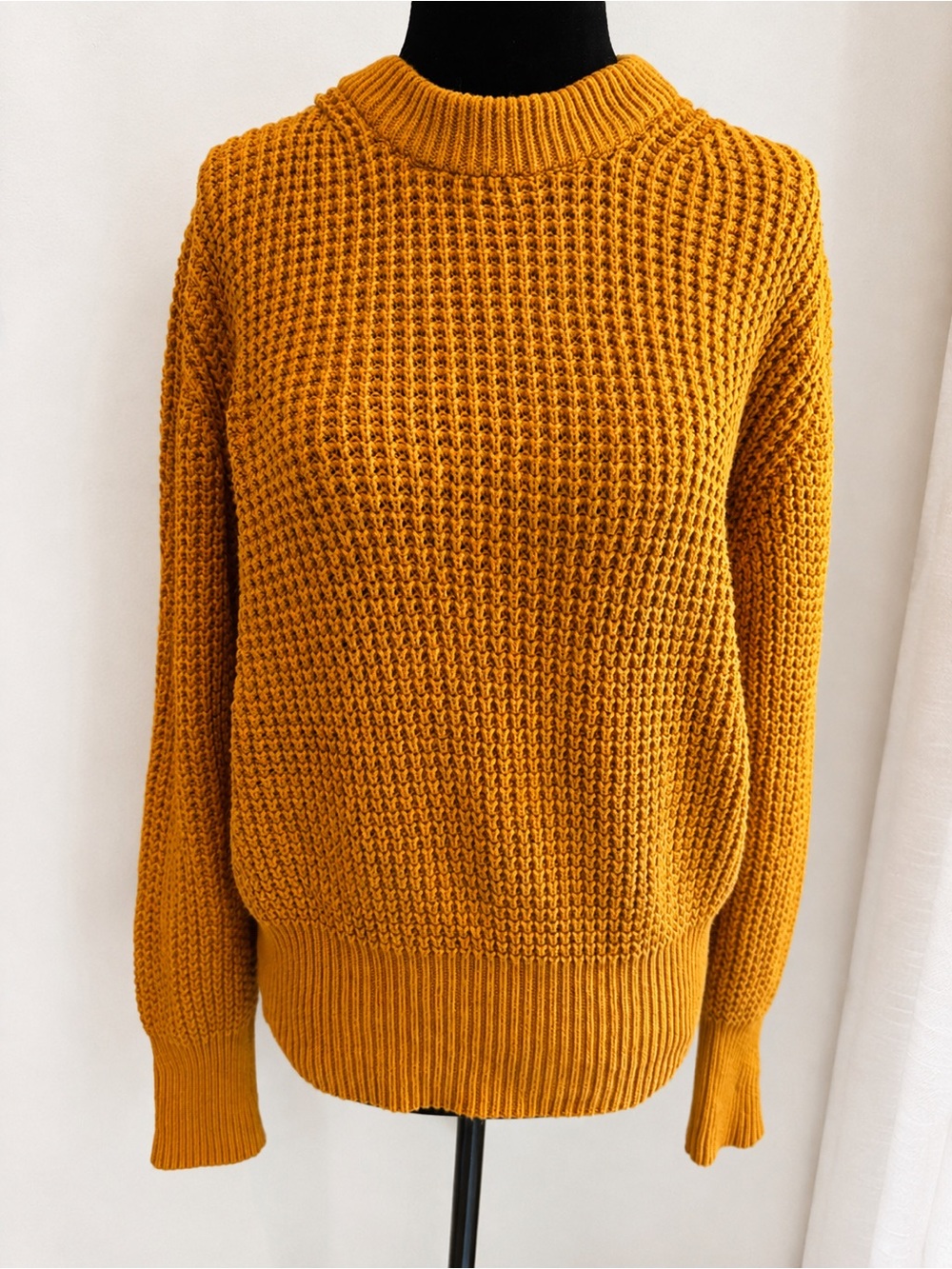 French Connection Mustard Gold Textured Knit Sweater Medium M Crew Neck